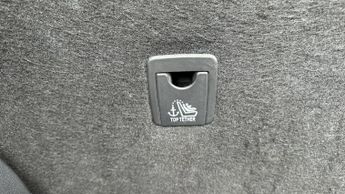 Nissan Leaf 39kWh N-Connecta Hatchback 5dr Electric Auto (150 ps)