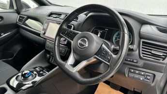 Nissan Leaf 39kWh N-Connecta Hatchback 5dr Electric Auto (150 ps)