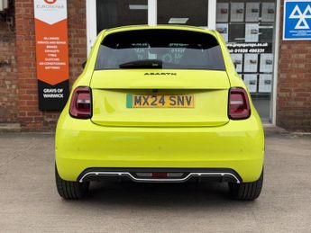 Abarth 500e 42kWh Scorpionissima Hatchback 3dr Electric Auto (155 ps)