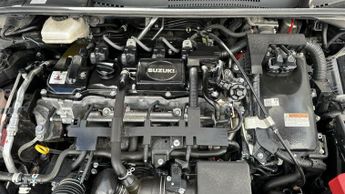 Suzuki Swace 1.8h SZ-T Estate 5dr Petrol Hybrid CVT Euro 6 (s/s) (122 ps)