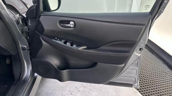 Nissan Leaf 39kWh N-Connecta Hatchback 5dr Electric Auto (150 ps)