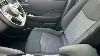Nissan Leaf 39kWh N-Connecta Hatchback 5dr Electric Auto (150 ps)