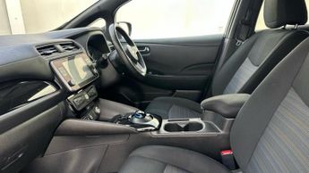 Nissan Leaf 39kWh N-Connecta Hatchback 5dr Electric Auto (150 ps)