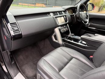Land Rover Range Rover 3.0 TD V6 Vogue Auto 4WD Euro 6 (s/s) 5dr