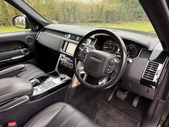 Land Rover Range Rover 3.0 TD V6 Vogue Auto 4WD Euro 6 (s/s) 5dr