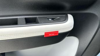 Citroen e-C3 Standard Range 44kWh MAX Hatchback 5dr Electric Auto (7.4kW Char