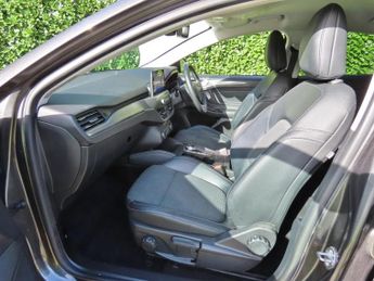 Ford Focus 1.0T EcoBoost Titanium X Hatchback 5dr Petrol Auto Euro 6 (s/s) 
