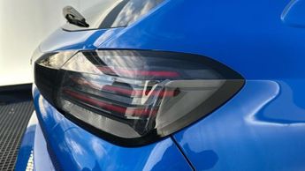 Peugeot 208 1.2 HYBRID Allure Hatchback 5dr Petrol Hybrid e-DSC6 Euro 6 (s/s