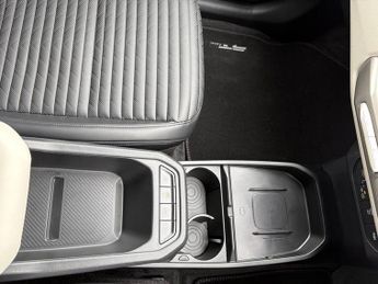 Kia EV4 81.4 kWh GT-LINE