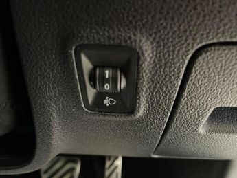 MG HS 1.5 T-GDI Exclusive 5dr DCT