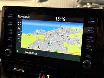 Toyota COROLLA 2.0 VVT-i Hybrid Icon Tech 5dr CVT