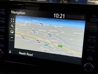 Toyota COROLLA 2.0 VVT-i Hybrid Icon Tech 5dr CVT