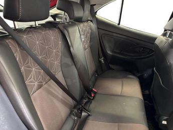 Toyota YARIS CROSS 1.5 Hybrid Excel 5dr CVT