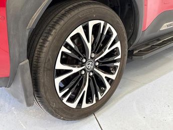 Toyota YARIS CROSS 1.5 Hybrid Excel 5dr CVT