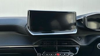 Peugeot 208 1.2 HYBRID GT Hatchback 5dr Petrol Hybrid e-DSC6 Euro 6 (s/s) (1