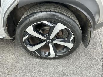Nissan JUKE 1.0 DiG-T 114 Tekna 5dr DCT