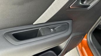 Citroen C4 1.2 PureTech Shine Plus Hatchback 5dr Petrol EAT8 Euro 6 (s/s) (