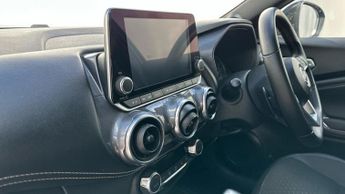 Nissan Juke 1.0 DIG-T N-Connecta SUV 5dr Petrol DCT Auto Euro 6 (s/s) (114 p