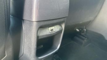 Nissan Juke 1.0 DIG-T N-Connecta SUV 5dr Petrol DCT Auto Euro 6 (s/s) (114 p