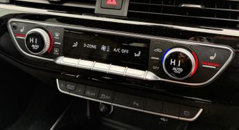 Audi A4 Avant 2.0 TFSI 35 Black Edition Estate 5dr Petrol S Tronic| Service Hi