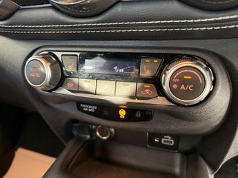 Nissan Juke 1.0 DIG-T Tekna SUV 5dr Petrol DCT Auto