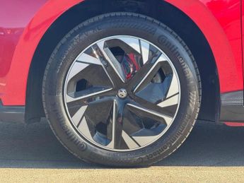 MG MG4 51kWh SE Auto 5dr