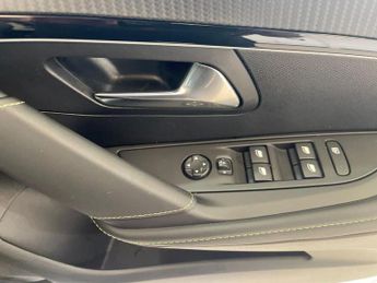 Peugeot 208 1.2 PureTech 100 GT 5dr EAT8