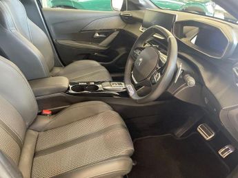 Peugeot 208 1.2 PureTech 100 GT 5dr EAT8