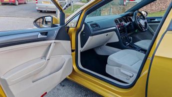 Volkswagen Golf 2.0 TDI SE Estate 5dr Diesel Automatic DSG Euro 6 (s/s) (150 ps)