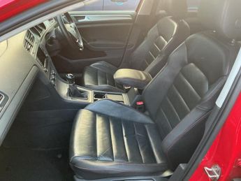 Volkswagen Golf TDi 1.6 TDI 105 Match 5dr