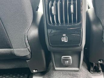 Jeep Compass 1.5 T4 e-Hybrid MHEV Altitude DCT FWD Euro 6 (s/s) 5dr