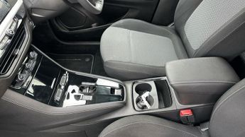 Vauxhall Grandland 1.5 Turbo D Design SUV 5dr Diesel Auto Euro 6 (s/s) (130 ps)