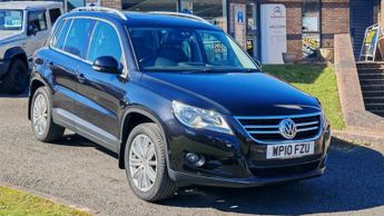 Volkswagen Tiguan 2.0 TDI Sport SUV 5dr Diesel Manual 4WD Euro 5 (170 ps)