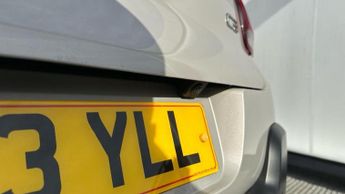 Citroen C3 C3 5Dr HAT 1.2 Puretech 110 Plus Eat6 SS