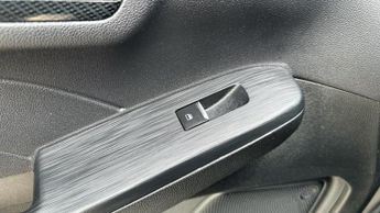 Ford Kuga 2.5h Duratec ST-Line X Edition SUV 5dr Petrol Hybrid CVT Euro 6 