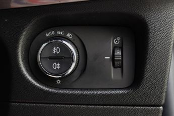 Vauxhall Mokka Electric 50kWh Ultimate SUV 5dr Electric Auto (136 ps)