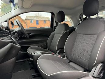 Fiat 500e 42kWh Icon Hatchback 3dr Electric Auto (118 ps)