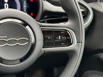 Fiat 500e 42kWh Icon Hatchback 3dr Electric Auto (118 ps)