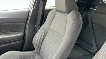 Toyota C-HR 1.8 VVT-h GPF Design SUV 5dr Petrol Hybrid CVT Euro 6 (s/s) (122