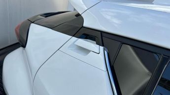 Toyota C-HR 1.8 VVT-h GPF Design SUV 5dr Petrol Hybrid CVT Euro 6 (s/s) (122