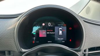 Fiat 500e 42kWh La Prima Hatchback 3dr Electric Auto (118 ps)