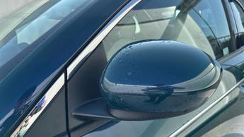 Fiat 500e 42kWh La Prima Hatchback 3dr Electric Auto (118 ps)