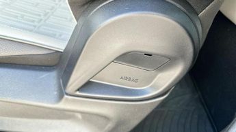 Fiat 500e 42kWh La Prima Hatchback 3dr Electric Auto (118 ps)