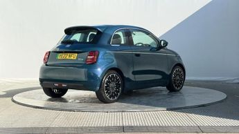 Fiat 500e 42kWh La Prima Hatchback 3dr Electric Auto (118 ps)