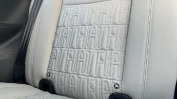 Fiat 500e 42kWh La Prima Hatchback 3dr Electric Auto (118 ps)