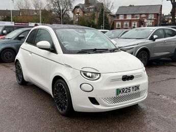 Fiat 500e 42kWh La Prima Hatchback 3dr Electric Auto (118 ps)