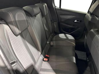 Peugeot 208 1.2 PureTech 100 Allure Premium + 5dr EAT8