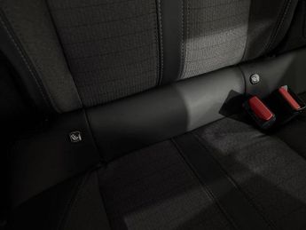 Peugeot 208 1.2 PureTech 100 Allure Premium + 5dr EAT8