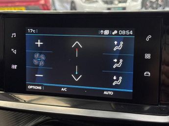 Peugeot 208 1.2 PureTech 100 Allure Premium + 5dr EAT8
