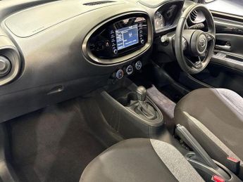 Toyota AYGO X 1.0 VVT-i Pure 5dr Auto